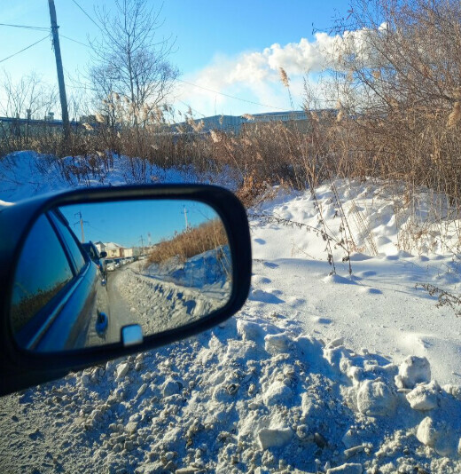 Изза перекрытия Студенческой микрорайон Благовещенска сковали пробки Водители нашли выход раздражающий местных жителей видео