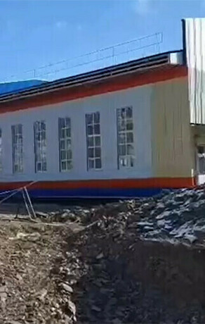 Минстрой Амурской области ответил когда дети в амурском поселке перейдут наконец из детсада в новую школу