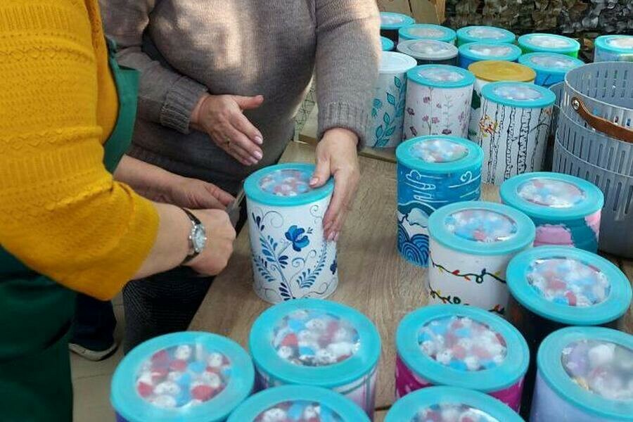 Амурчане сделали подарки для бойцов спецоперации фото 