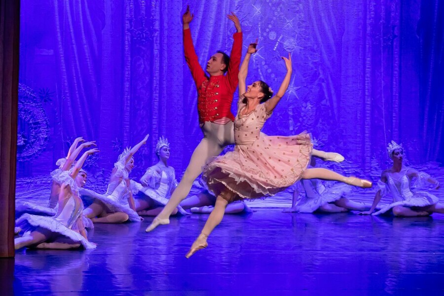Благовещенск первым на Дальнем Востоке принял рождественские балеты 