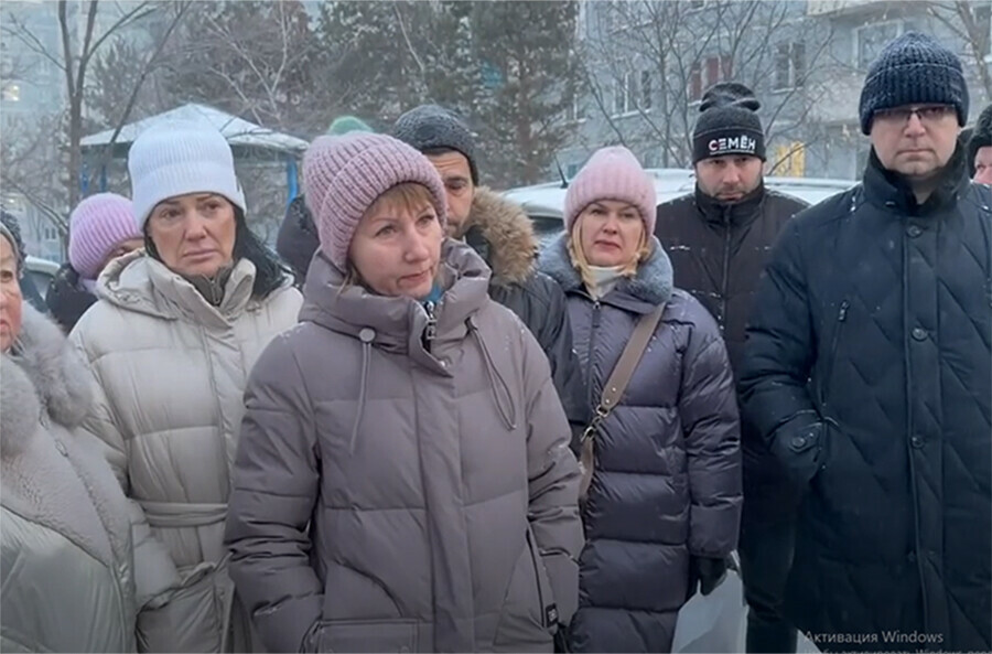 В поселке Аэропорт воду будут давать по графику если давление в сети не нормализуется Что говорит мэр видео