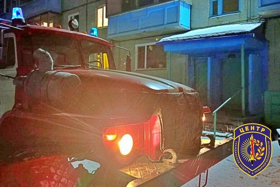 Двое амурчан пострадали в пожаре их доставили в больницу 