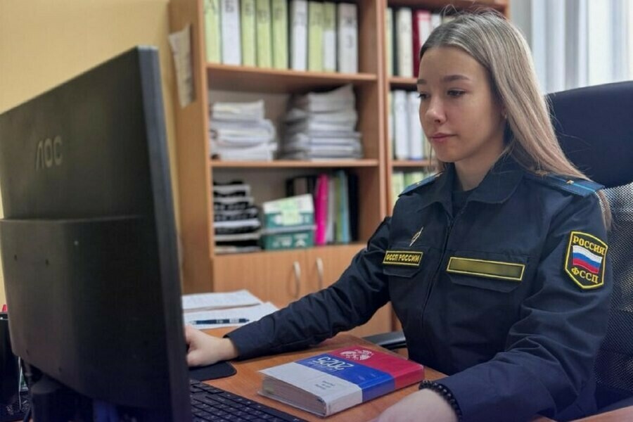 Благовещенец не стал добровольно оплачивать штраф Тогда пришли судебные приставы и взыскали внушительную сумму 