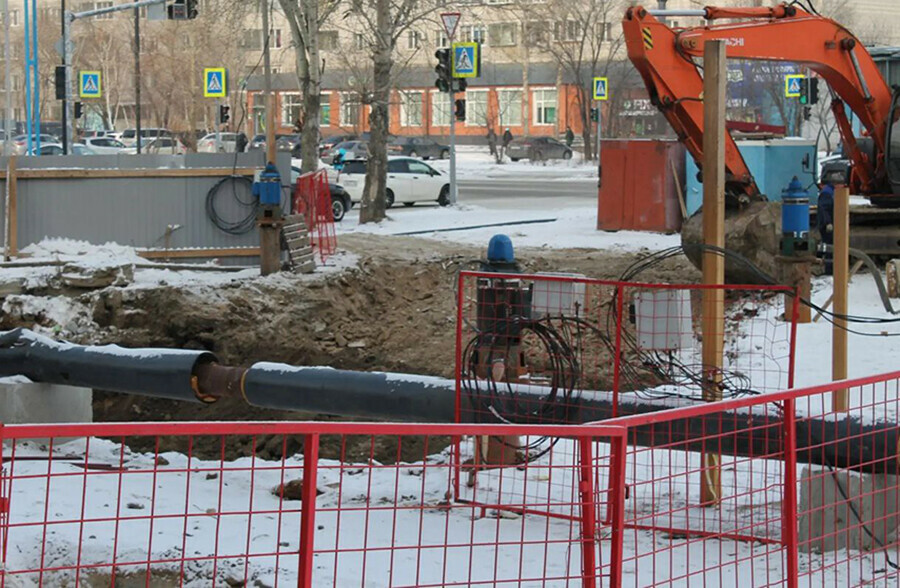 Нужен был минус в Благовещенске на Игнатьевском шоссе АКС начали ремонт коллектора