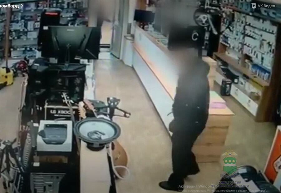 Вооруженное нападение на ломбард произошло в Благовещенске видео