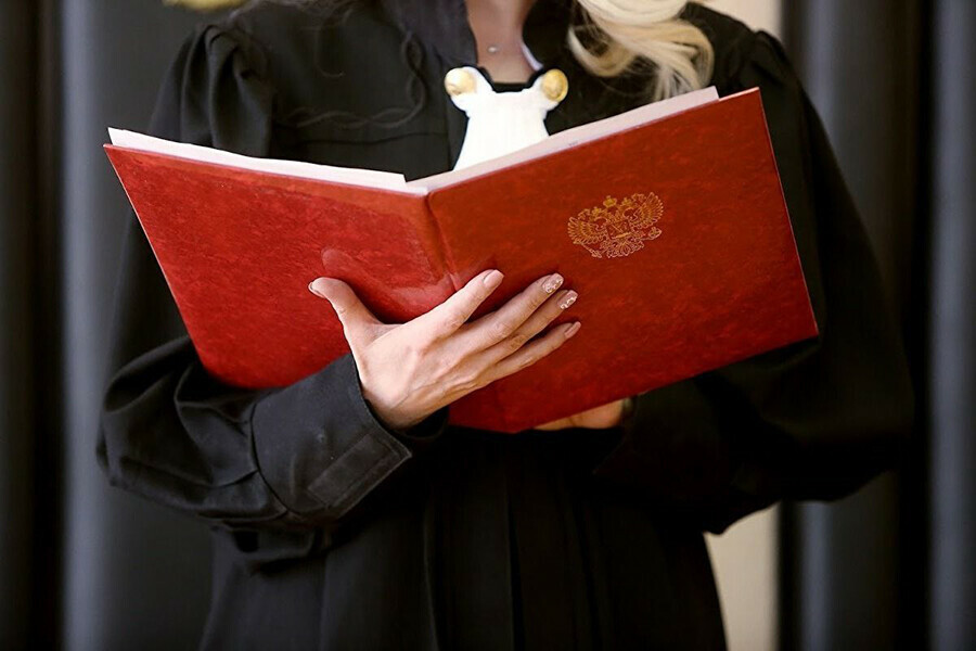 Минздраву Амурской области придется выплатить женщинеинвалиду компенсацию за лечение зубов