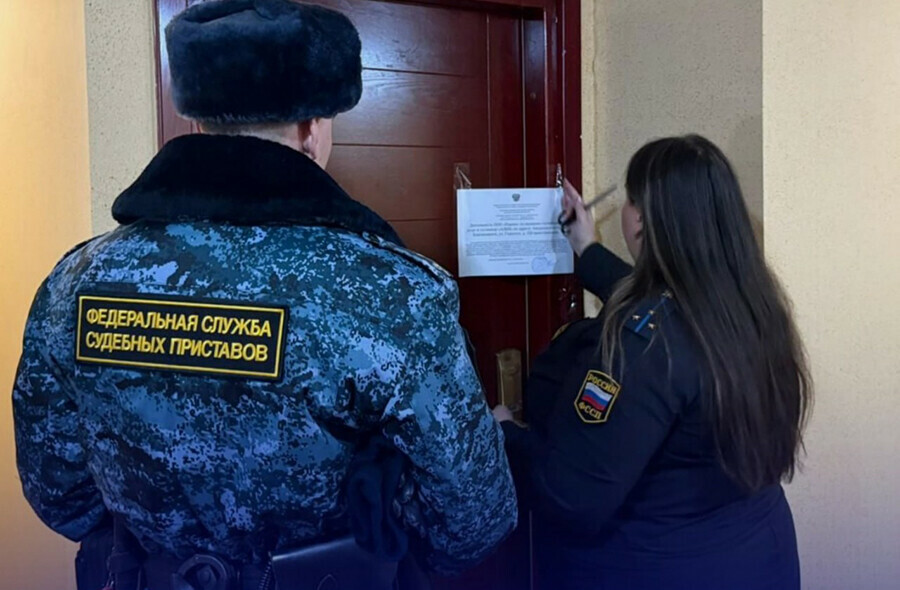 В Благовещенске приставы опечатали гостиницу Азия и закрыли прачечную фото видео