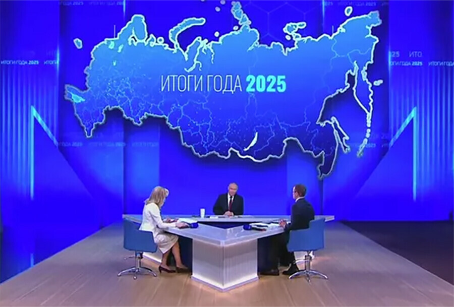 Противник отступает первый вопрос на прямой линии Владимира Путина касался войны и мира