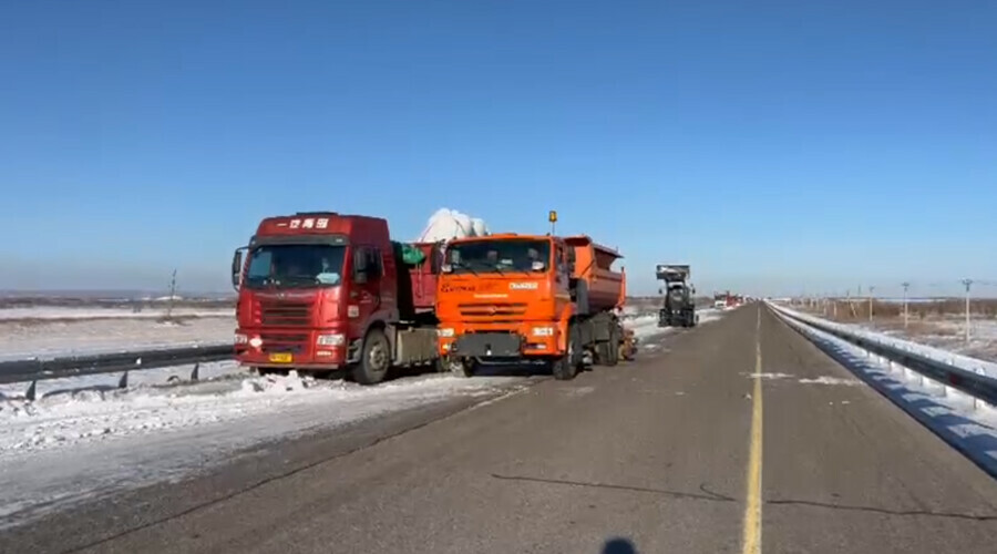 Важный участок амурской трассы просят освободить от авто Будет производиться уборка снега