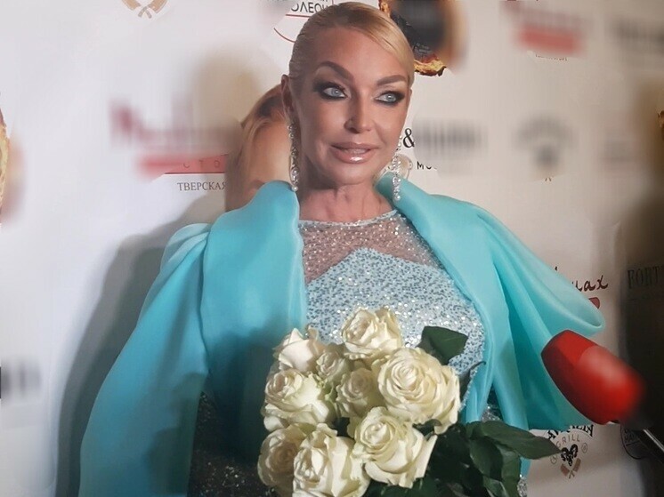 Анастасия Волочкова стала жертвой мошенников по схеме Долиной