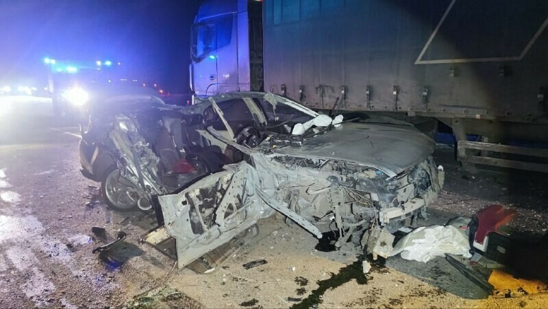 В Приамурье изза сломавшейся фуры погиб человек Еще трое пострадали 