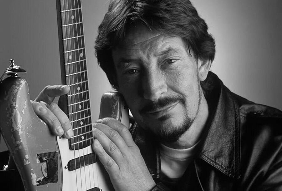 Скончался легендарный британский музыкант блюзрокер Крис Ри видео