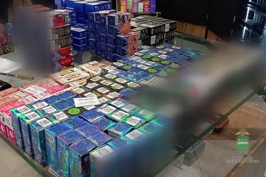 Изъято свыше 4 тысяч товаров в Приамурье оперативники вышли на проверку торговых точек видео 