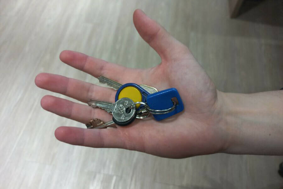 Амурчанин получил в наследство комнату в квартире но его туда не пустил дядя