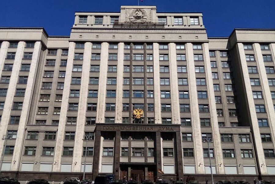 Перспективы работы WhatsApp в России стремятся к нулю считают в Госдуме