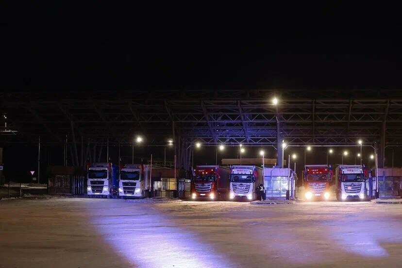 До 850 авто 55 тысячи пассажиров и 16 полос в Приамурье МАПП КаниКурган вышел на проектную мощность