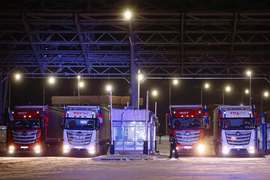 Соцсети Китая открытие пассажирского терминала КаниКурган не ускорило движение по мосту через Амур 