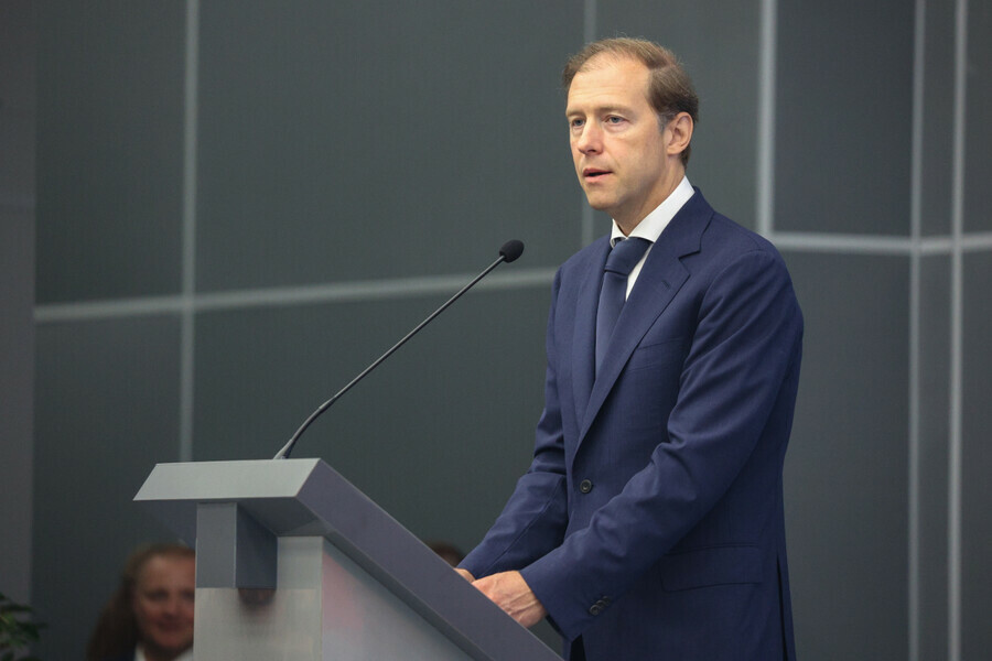 Обратная тенденция поток посетителей крупных ТЦ в России снижается там появляется производство