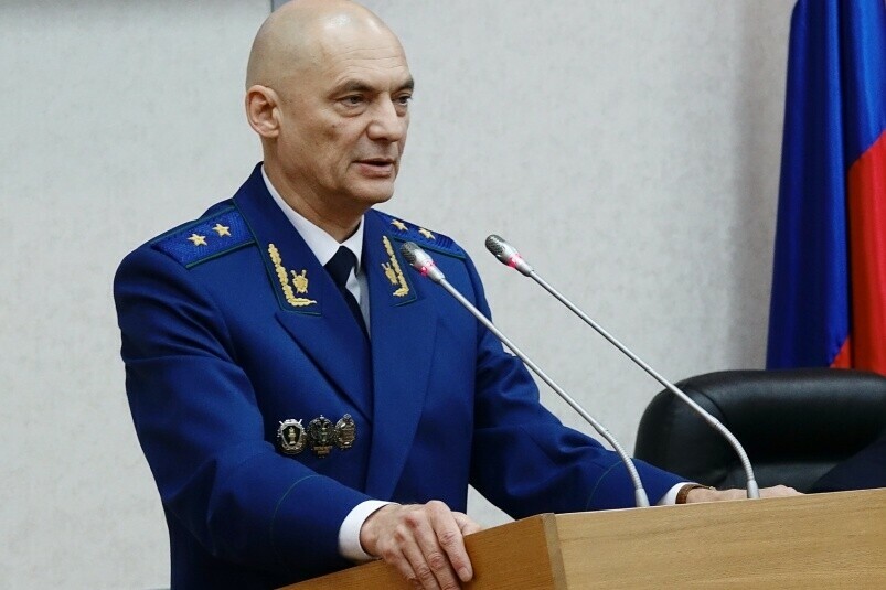 Раньше срока ушёл в отставку прокурор Приморского края Николай Пилипчук ранее работавший в Амурской области