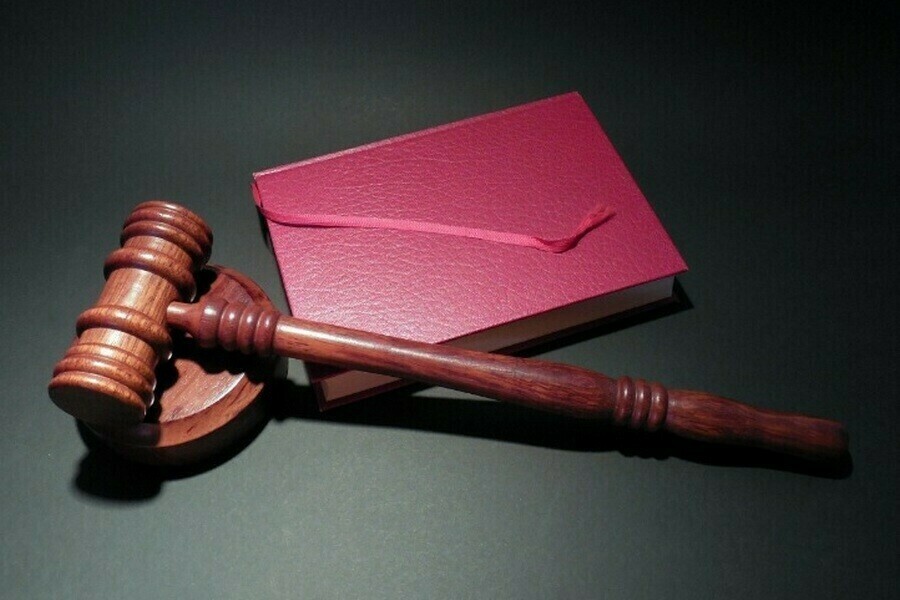 Пенсионеры из Верхнеблаговещенского отсудили внушительные суммы за шум и пыль