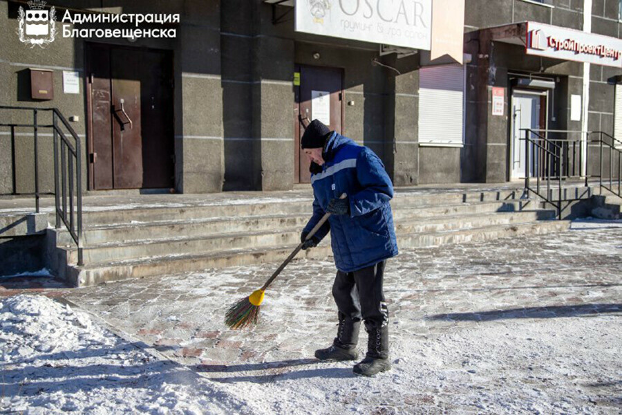 Как избежать штрафов за неубранную территорию и другие нарушения рассказали благовещенцам власти