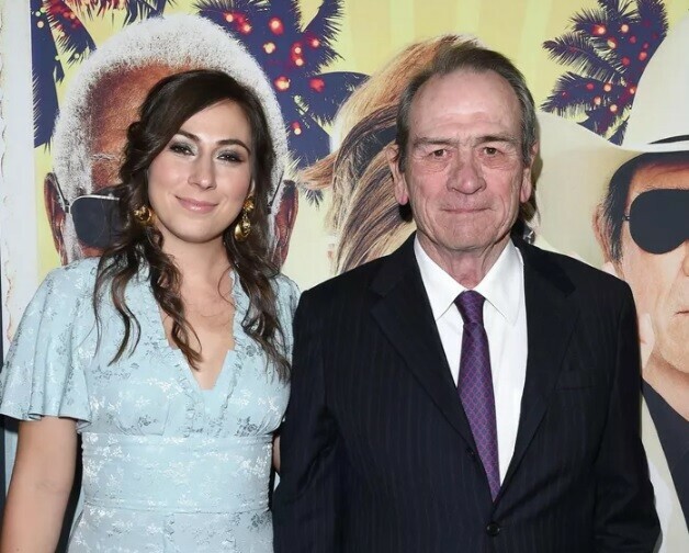 Дочь актера Томми Ли Джонса нашли мертвой в отеле