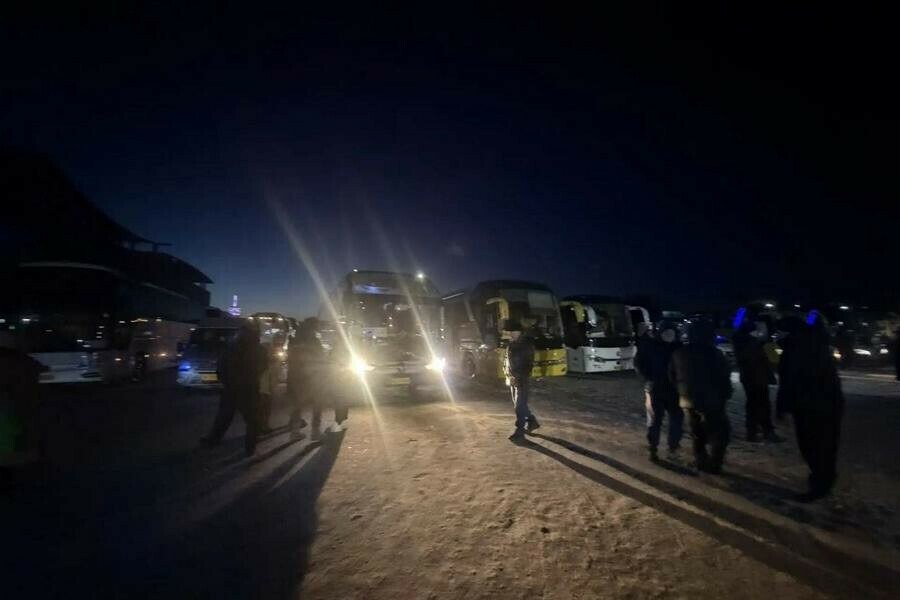 Соцсети на границе с Китаем застряли десятки автобусов с россиянами