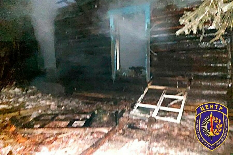 Пожар унес жизни четырех человек в Приамурье (фото, видео)