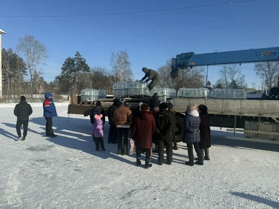 Названа причина отсутствия воды в поселке Аэропорт Организован подвоз воды