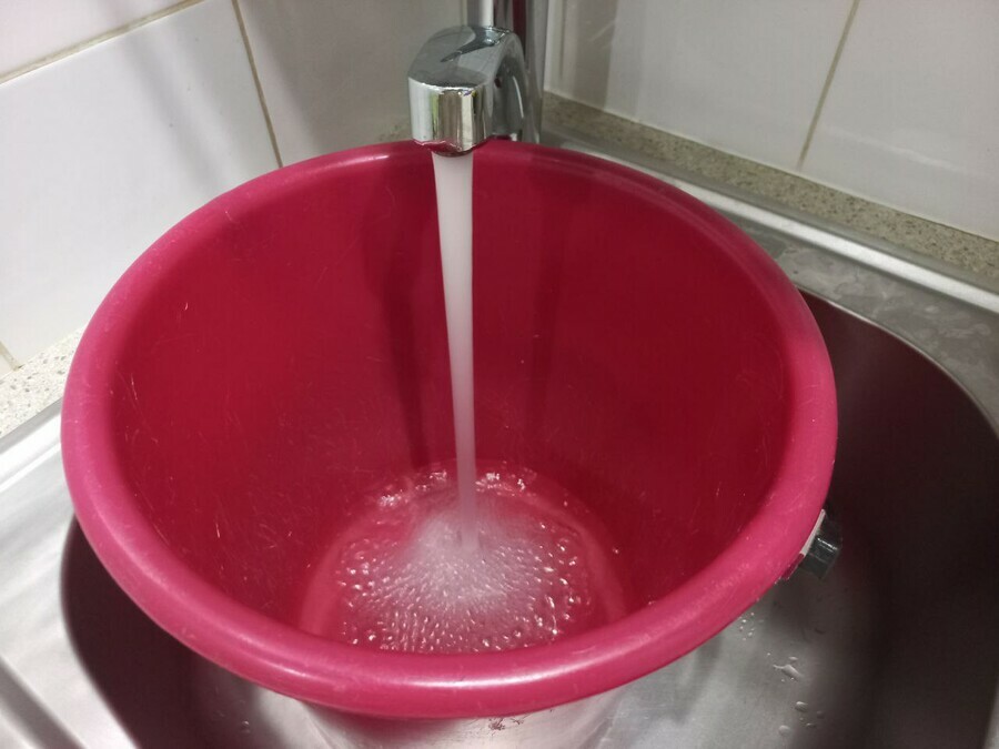 Жителей поселка Чигири просят запастись водой произошла авария на сетях