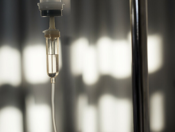 Состояние малыша из Зеи который получил серьезное отморожение рук и ног остается тяжелым Как он оказался без одежды на морозе