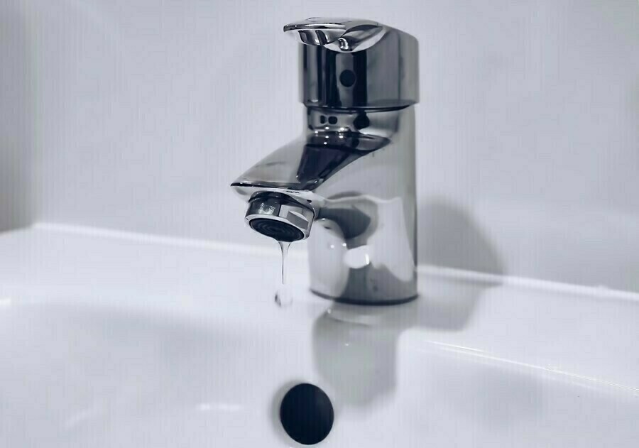 Поселок Аэропорт снова полностью остался без воды