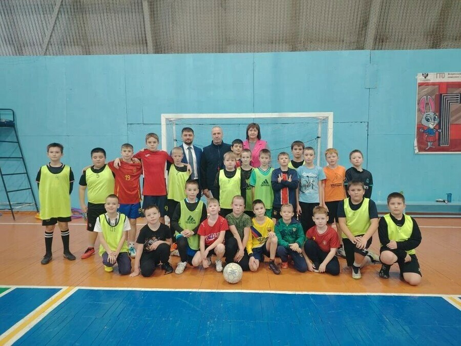 В Амурскую область переехали тренер по баскетболу из Тывы и тренер по единоборствам из Дагестана