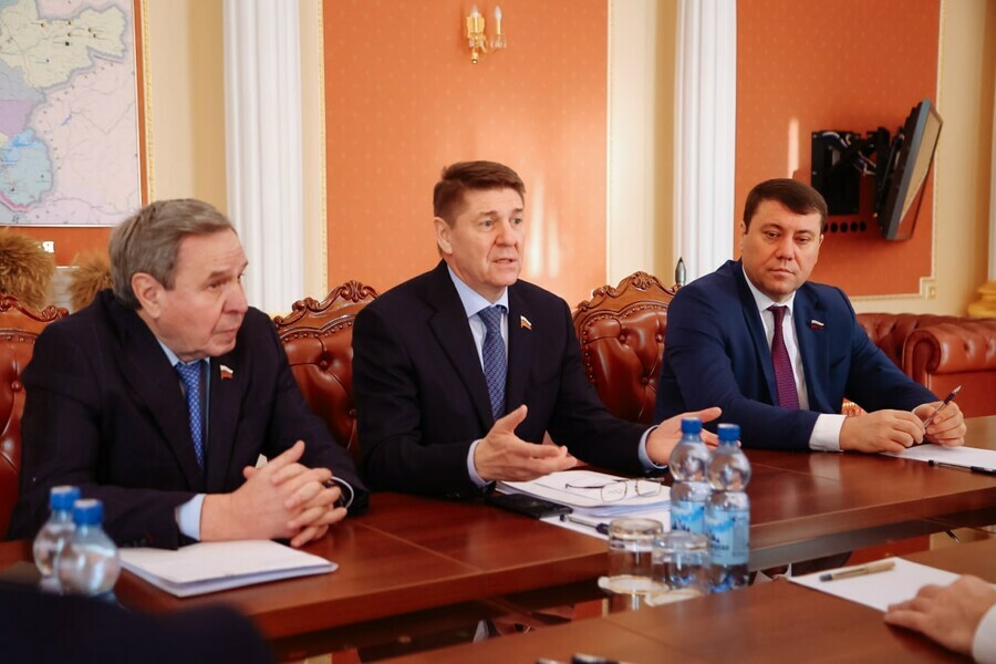 В Благовещенск приехала делегация из Совета Федерации