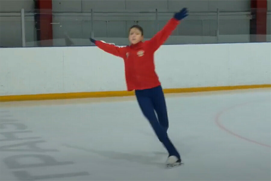 Амурские фигуристки выступят на международном фестивале видео