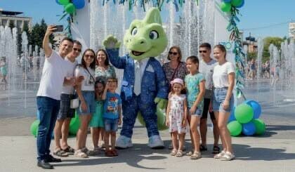 В Благовещенске пройдет большое шествие а символом города назначили амурозавра Благодарика