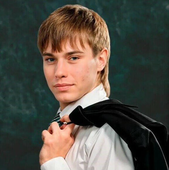 В Благовещенске скончался бывший игрок футбольного клуба Амур 38летний Александр Симоненко