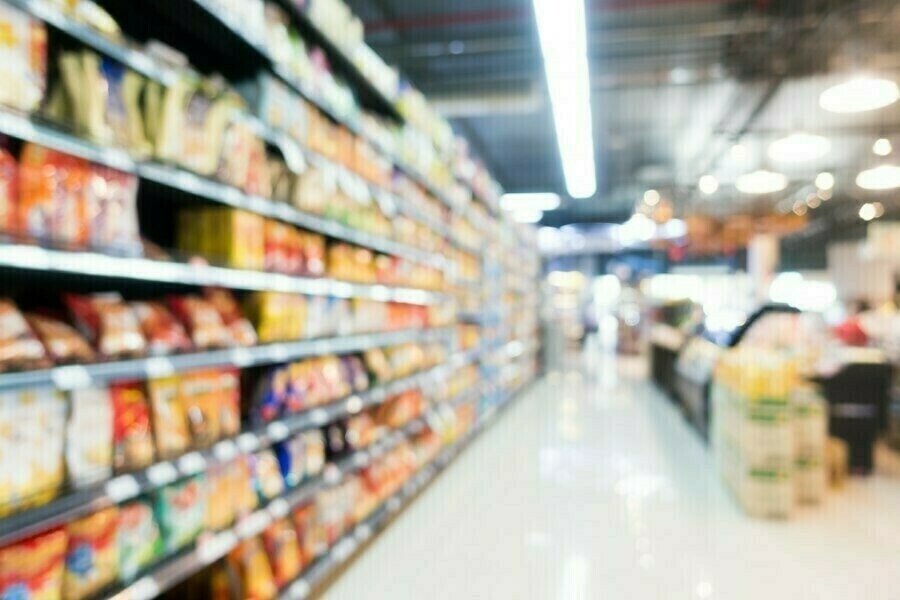 Торговые сети массово сократили ассортимент продуктов изза нехватки денег у покупателей