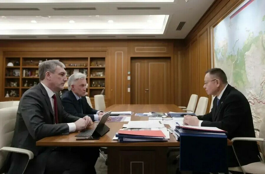 Глава Амурской области встретился с главой Минстроя РФ Что обсуждали