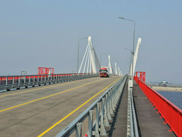 Запуск беспилотных грузовиков между Благовещенском и Хэйхэ анонсировали власти 