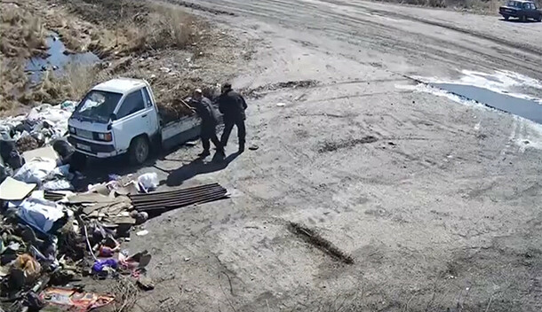 Амурчанин выбросил отходы на старую свалку и заработал штраф видео