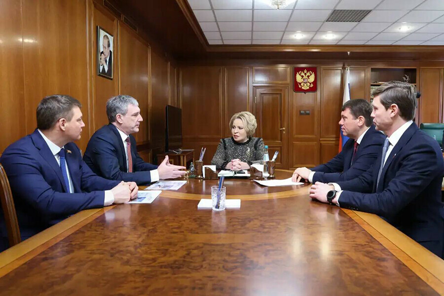 Матвиенко отметила улучшение в здравоохранении Приамурья и проблемы в демографии 