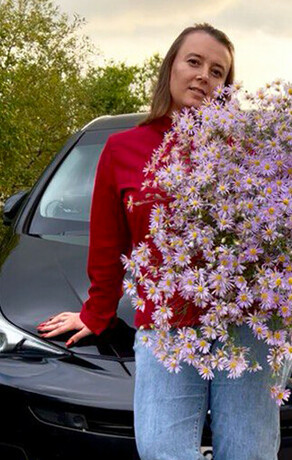 Едешь баранку крутишь и деньги лопатой гребешь Екатерина Ткаченко о работе в такси пассажирах и необычных поездках