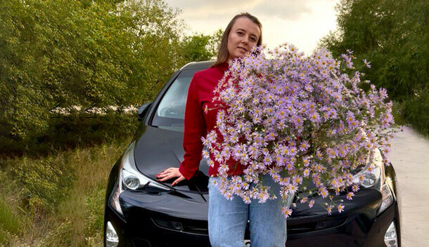 Едешь баранку крутишь и деньги лопатой гребешь Екатерина Ткаченко о работе в такси пассажирах и необычных поездках