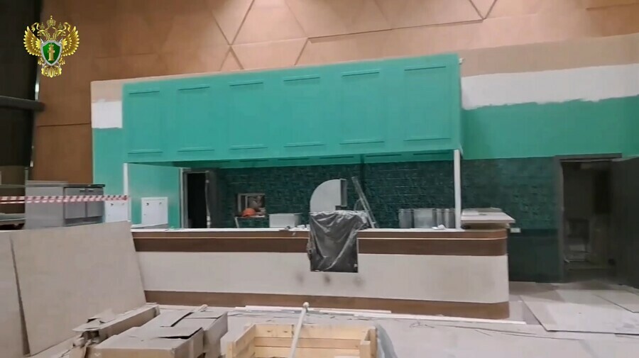 По факту гибели работника в аэропорту Благовещенска возбуждено уголовное дело