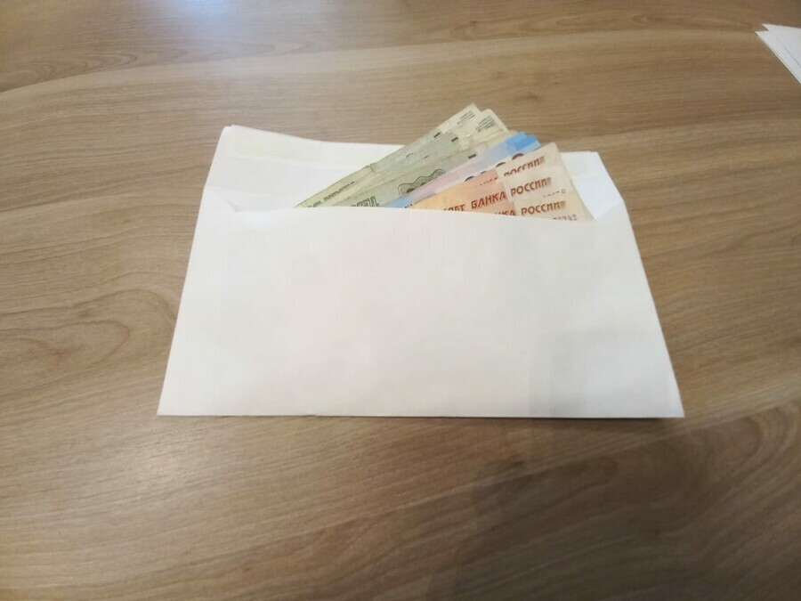 Сколько благовещенцев хотят получать зарплату в конвертах