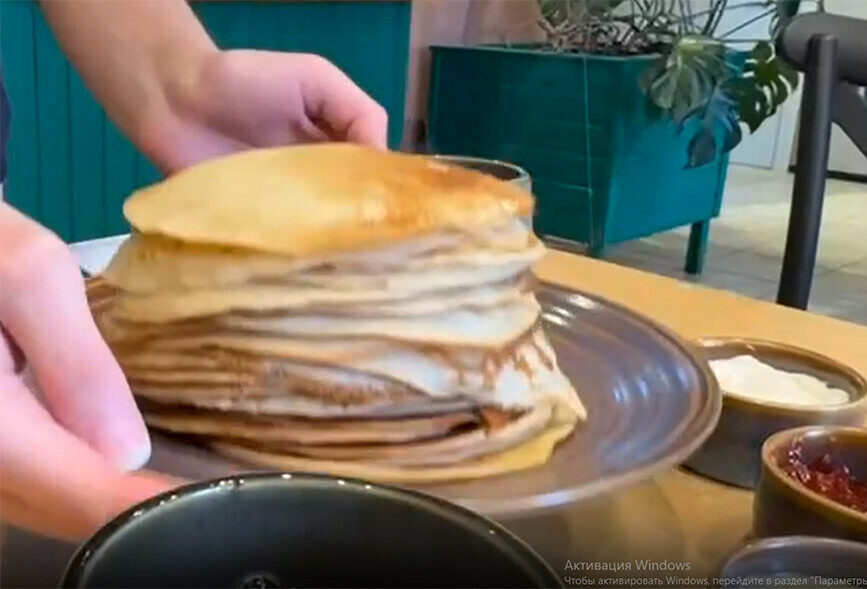 Амурчан зовут на Масленицу пробовать китайские булочки с осьминогом и русские блины с начинкой 