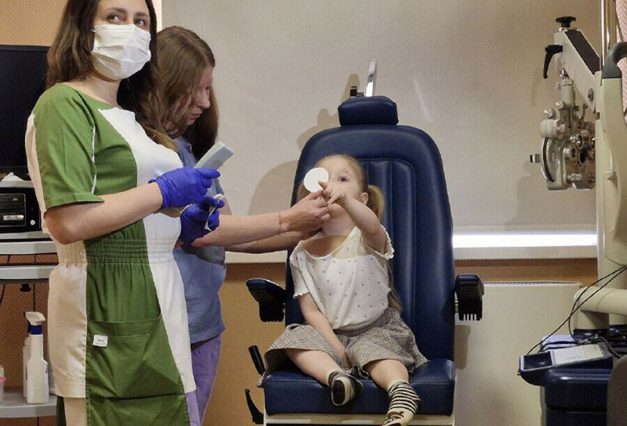 Для маленьких пациентов с проблемами глаз больница проведет день открытых дверей