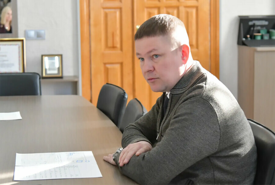 Качели для ребенкаинвалида появятся в одном из дворов Благовещенска