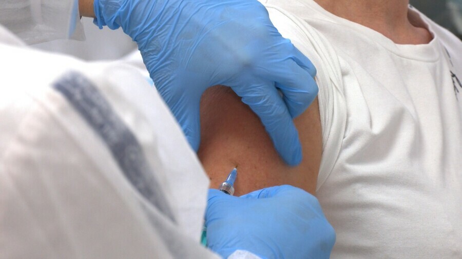 В Приамурье поступило больше 7 500 доз вакцины от коронавируса